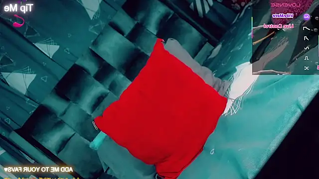 Snapshot of CharlotteBigCock chatting on 26, 2, 2026 CharlotteBigCock online show from 26, 2, 2026