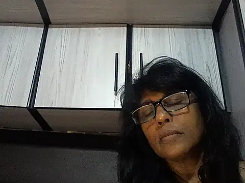 Snapshot of MsAttitude chatting on 10, 10, 2025 MsAttitude online show from 10, 10, 2025