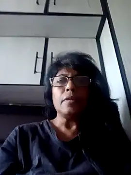 Snapshot of MsAttitude chatting on 10, 11, 2025 MsAttitude online show from 10, 11, 2025