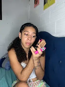 Snapshot of Miley_and_Vash chatting on 9, 3, 2025 Miley and Vash online show from 9, 3, 2025