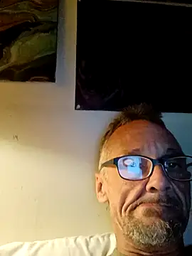 hotnicz10 online show from 13, 2, 2026