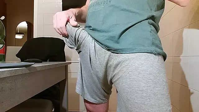 Snapshot of asa92921 chatting on 2, 1, 2025 asa92921 online show from 2, 1, 2025