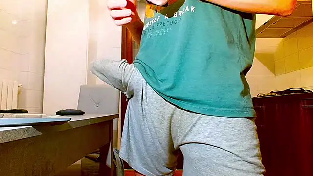 Snapshot of asa92921 chatting on 4, 3, 2025 asa92921 online show from 4, 3, 2025