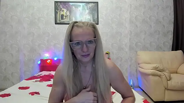 TrueFoxyyy online show from 9, 3, 2026