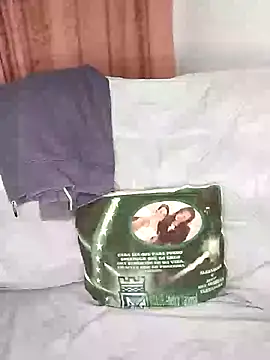 zhayra rose online show from 21, 2, 2025