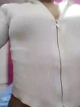 ElenaDarling online show from 5, 2, 2026