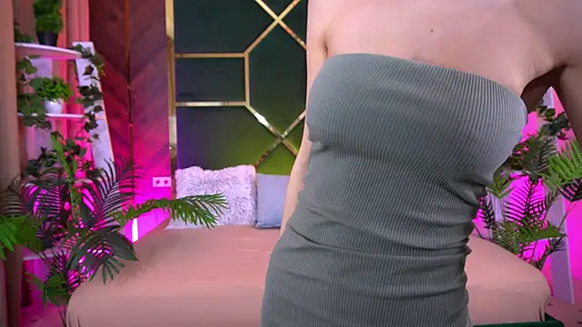 LittleeCutee online show from 8, 2, 2026