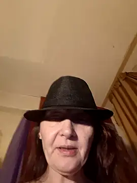 dominatrixredsonyja online show from 18, 1, 2025