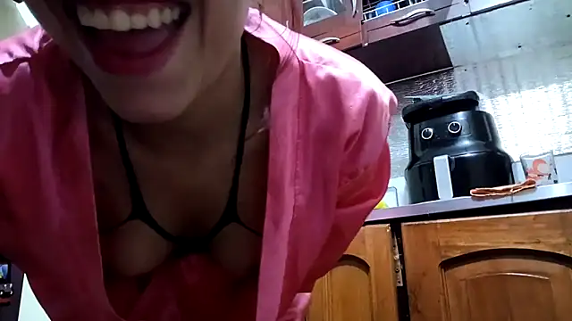 sophieandmarkls online show from 16, 3, 2025