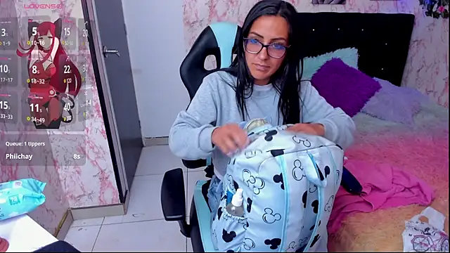 alma blue online show from 15, 2, 2025