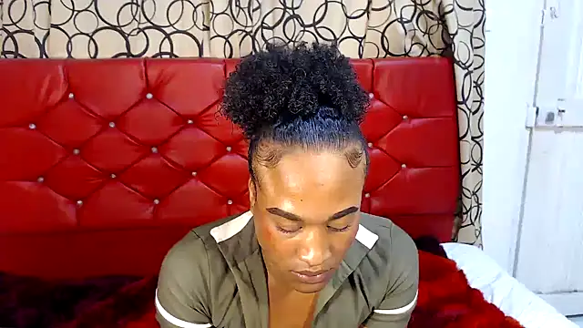 Snapshot of dirtydolltsx chatting on 4, 11, 2025 dirtydolltsx online show from 4, 11, 2025