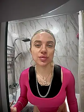 pinkstar  online show from 10, 10, 2025