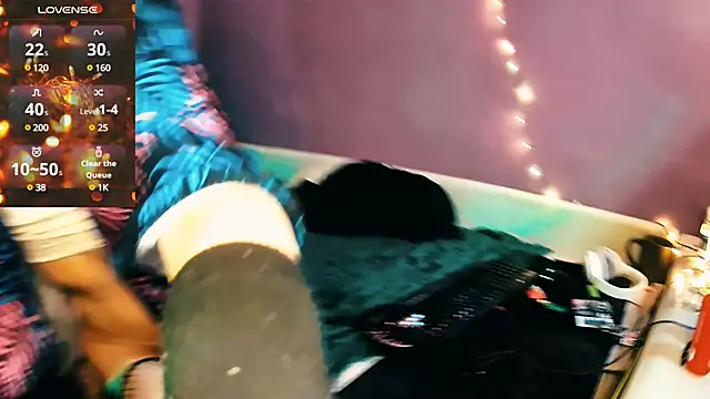 Snapshot of Littlepinkcat chatting on 14, 1, 2025 Littlepinkcat online show from 14, 1, 2025