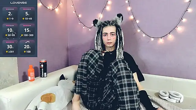 Snapshot of Littlepinkcat chatting on 14, 2, 2025 Littlepinkcat online show from 14, 2, 2025