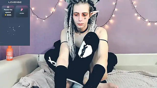 Snapshot of Littlepinkcat chatting on 18, 2, 2025 Littlepinkcat online show from 18, 2, 2025