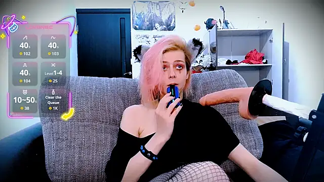 Snapshot of Littlepinkcat chatting on 6, 10, 2025 Littlepinkcat online show from 6, 10, 2025