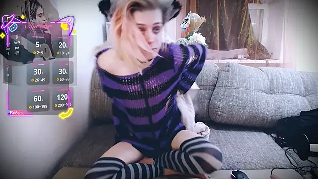 Snapshot of Littlepinkcat chatting on 14, 11, 2025 Littlepinkcat online show from 14, 11, 2025