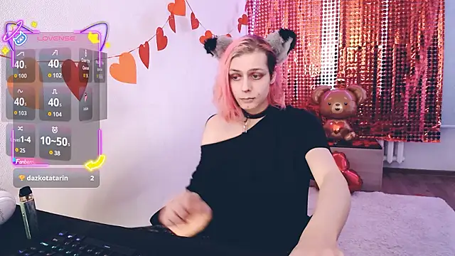 Snapshot of Littlepinkcat chatting on 22, 2, 2026 Littlepinkcat online show from 22, 2, 2026