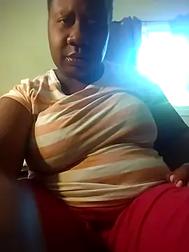 sluttyFetesa online show from 30, 9, 2025