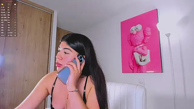 Kim crosspp online show from 6, 10, 2025