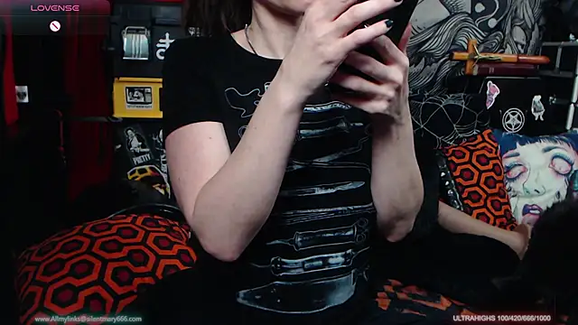 Silentmary online show from 22, 1, 2025