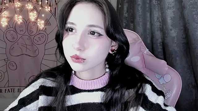 Holy420lolii online show from 11, 10, 2025