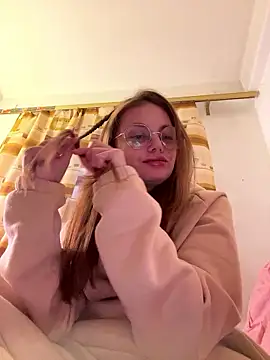 Snapshot of lovebellagrey chatting on 9, 1, 2026 lovebellagrey online show from 9, 1, 2026