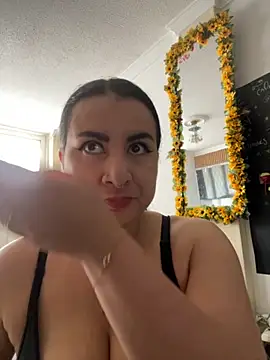 Abril Luv online show from 16, 10, 2025