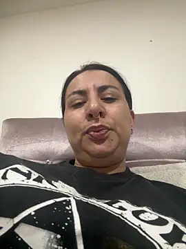 Abril Luv online show from 19, 1, 2026