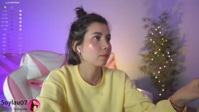 Snapshot of imjess01 chatting on 15, 12, 2024 imjess01 online show from 15, 12, 2024