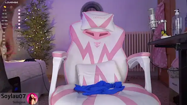 Snapshot of imjess01 chatting on 22, 12, 2024 imjess01 online show from 22, 12, 2024