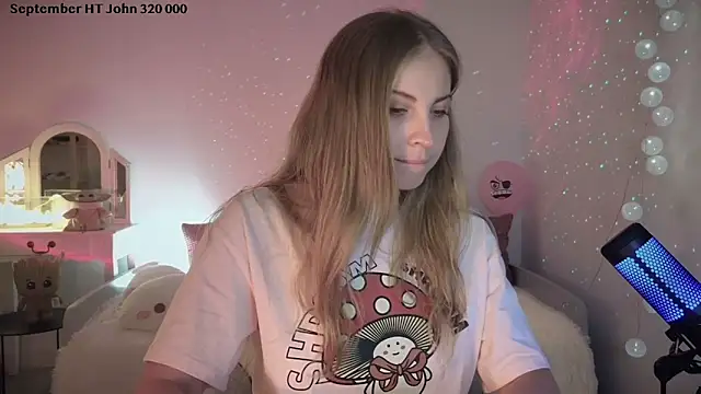 Snapshot of ImKeira chatting on 10, 9, 2025 ImKeira online show from 10, 9, 2025