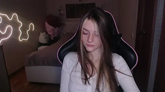 Snapshot of jeann_elsaa chatting on 2, 2, 2025 jeann elsaa online show from 2, 2, 2025