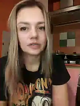 KrissSexi online show from 9, 2, 2025