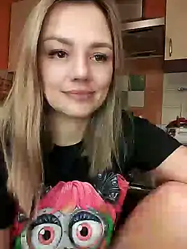 KrissSexi online show from 12, 2, 2025