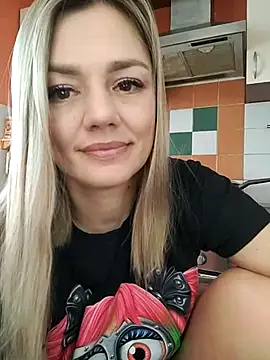 KrissSexi online show from 17, 2, 2025