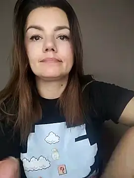 Snapshot of KrissSexi chatting on 4, 3, 2026 KrissSexi online show from 4, 3, 2026