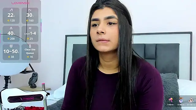 Snapshot of ZiaCalifa chatting on 15, 10, 2025 ZiaCalifa online show from 15, 10, 2025