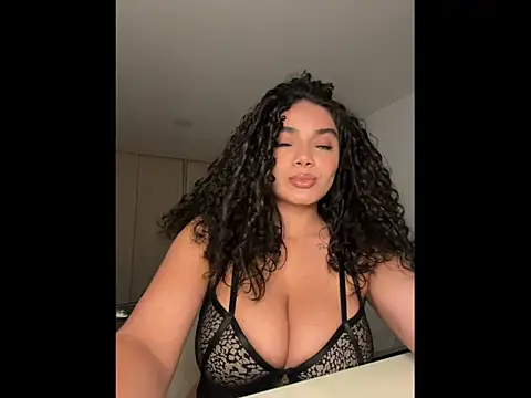 Mariecurl online show from 25, 9, 2025