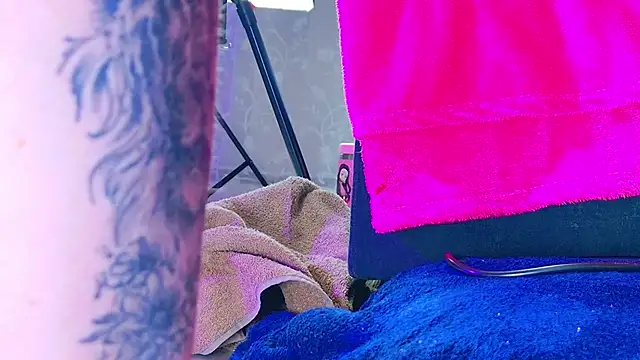 Snapshot of NathaxaLeans chatting on 19, 10, 2025 NathaxaLeans online show from 19, 10, 2025