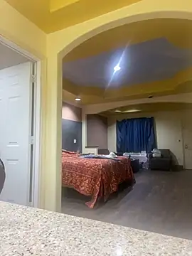 Snapshot of SlimBeenBadd1981 chatting on 26, 2, 2025 SlimBeenBadd1981 online show from 26, 2, 2025