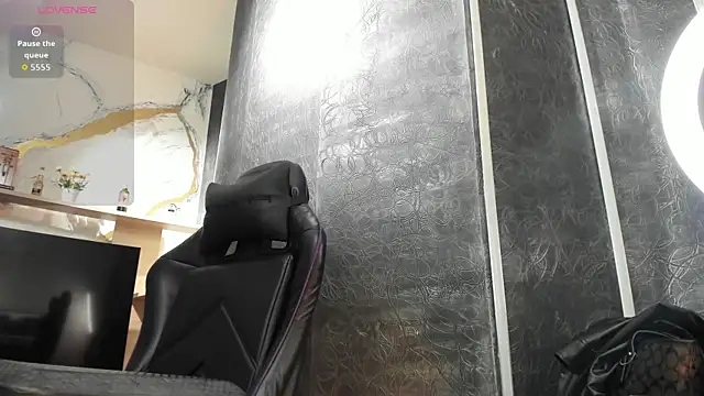 LunaBaker-1 online show from 31, 10, 2025