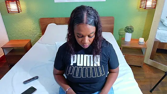 dannaahbrown online show from 17, 10, 2025