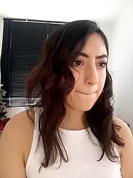 Snapshot of MIYESSI chatting on 18, 1, 2025 MIYESSI online show from 18, 1, 2025