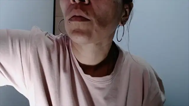 Snapshot of KaiicyQuuen chatting on 21, 3, 2025 KaiicyQuuen online show from 21, 3, 2025