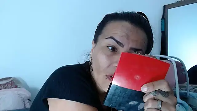 Snapshot of KaiicyQuuen chatting on 25, 11, 2025 KaiicyQuuen online show from 25, 11, 2025