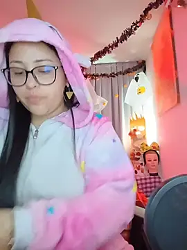 Snapshot of persefone_core chatting on 31, 10, 2025 persefone core online show from 31, 10, 2025