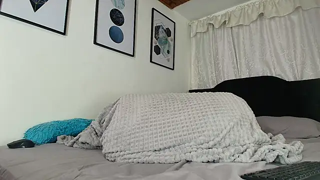 Snapshot of sam_her chatting on 11, 9, 2025 sam her online show from 11, 9, 2025