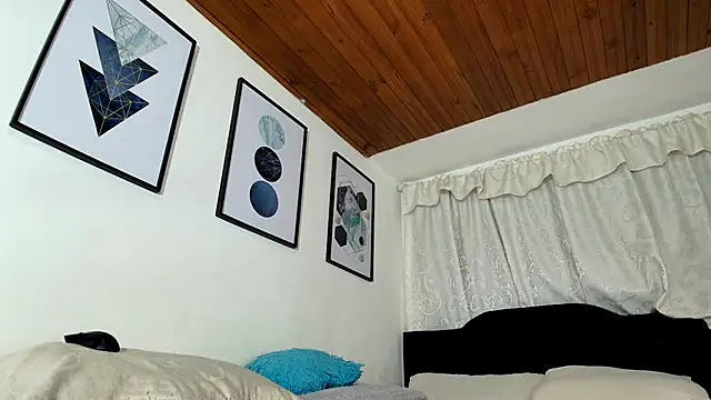 Snapshot of sam_her chatting on 20, 10, 2025 sam her online show from 20, 10, 2025