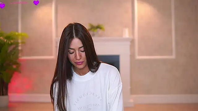 Snapshot of Abbela_White chatting on 21, 10, 2025 Abbela White online show from 21, 10, 2025